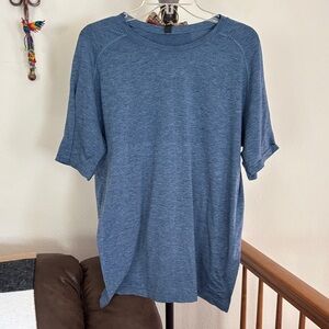 lululemon athletica Heathered Blue metal vent tech shirt